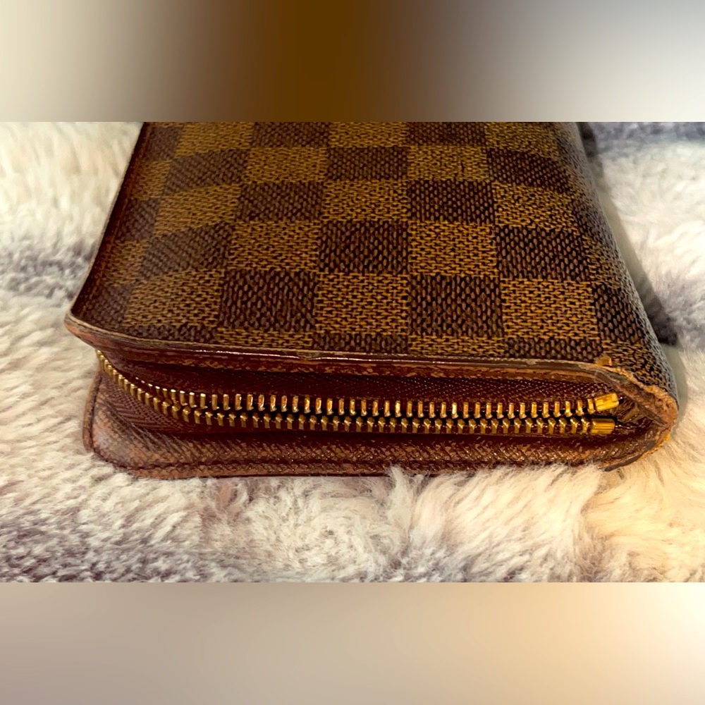 Authentic Louis Vuitton Damier Ebene Canvas Pre-Loved Vintage Zippy Wallet Brown - Picture 7 of 16
